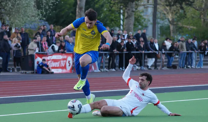 Schmeichelhafte Punkteteilung im Steglitz-Derby