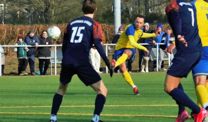 Stern verspielt Sieg gegen die Spandauer Kickers